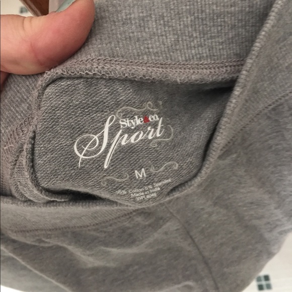 Grey Capri sweatpants - Picture 2 of 5